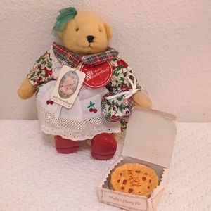 Muffy Vanderbear "The cherry pie collection "